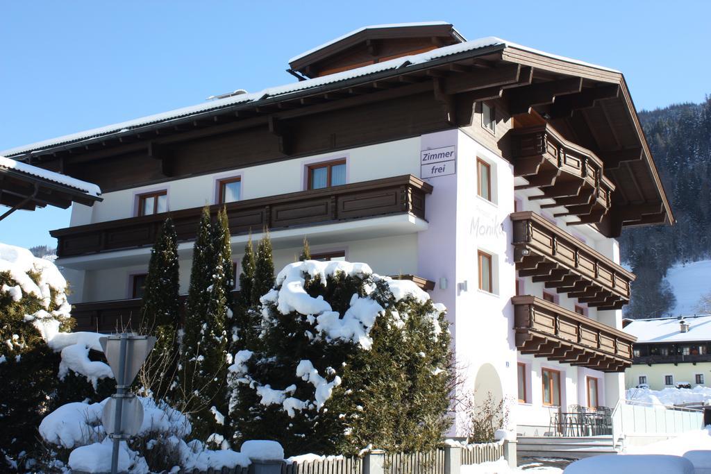 Pension Monika - Kaprun Bagian luar foto