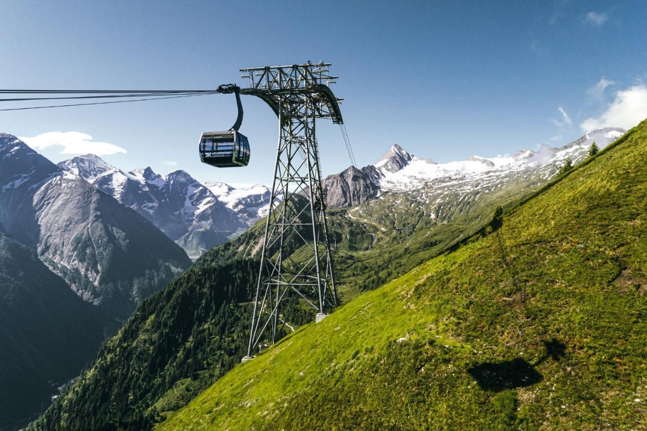 Pension Monika - Kaprun Bagian luar foto