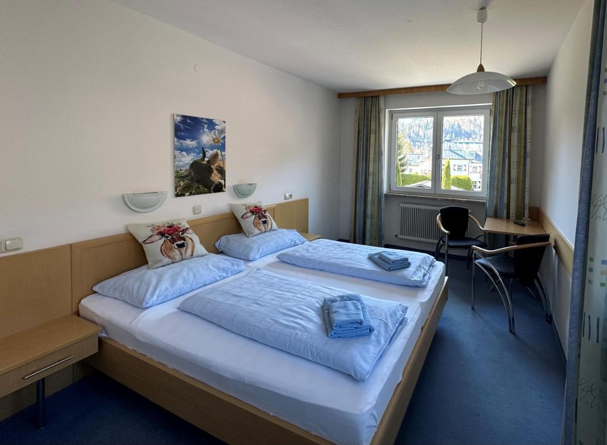 Pension Monika - Kaprun Bagian luar foto
