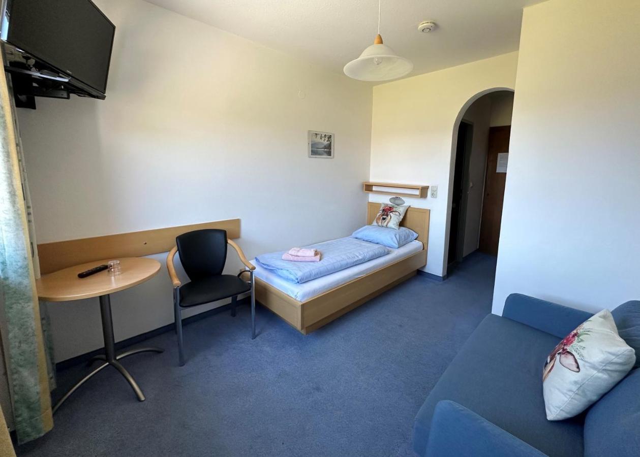 Pension Monika - Kaprun Bagian luar foto