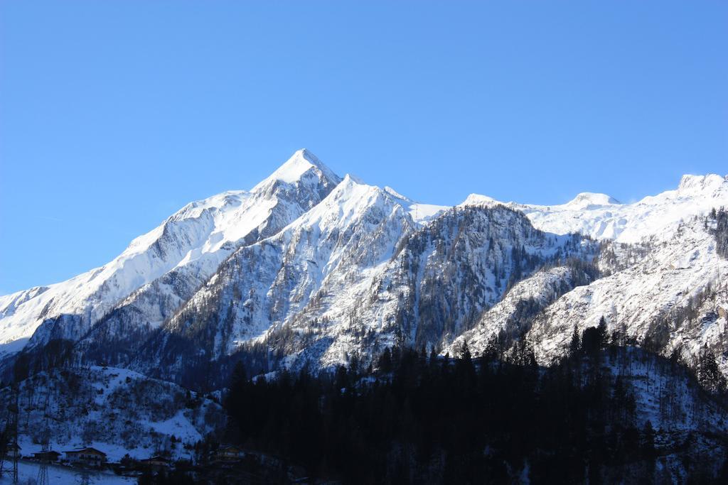 Pension Monika - Kaprun Bagian luar foto